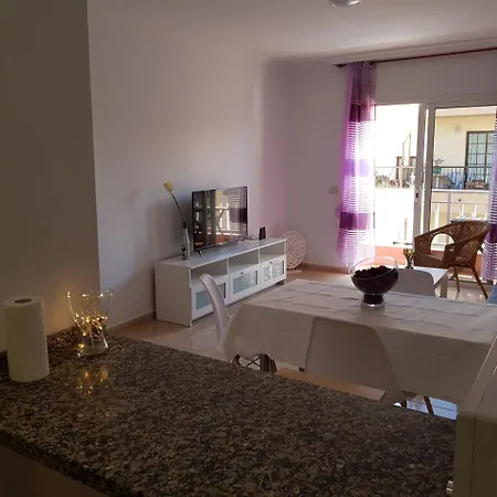 Alquilaencanarias Abrigos La Arena Apartment *